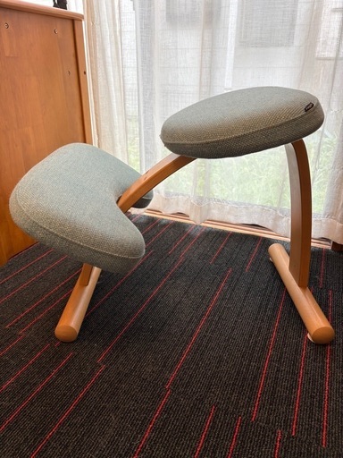 Rybo バランスチェア　姿勢矯正