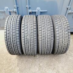 225/60R17  2021年製 GOODYEAR スタッドレスタイヤ・ホイール 4本セット の画像