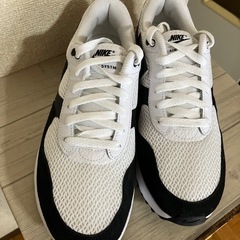値下げ　ナイキ エア マックス SYSTM26㎝  の画像