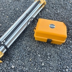トプコン　AT-G7ｎ　オートレベル　脚付の画像