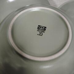 IKEA　プレートお皿　おしゃれ　くすみグリーンの画像