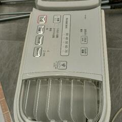 0712-261 SHARP　加熱気化式加湿器の画像
