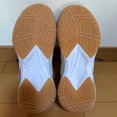 バドミントンシューズの画像