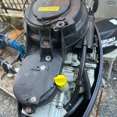 スズキ船外機　9.9馬力　4スト　L足　ジャンク品として出品　ヤマハ　トーハツの画像