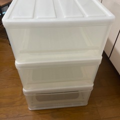 【無料】収納ケース　3つ　※バラ可