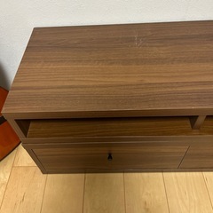 テレビボードの画像