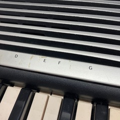 A2507-345 ヤマハ電子キーボード PORTATONE PSR-201 61鍵盤 動作確認済み キズ 汚れあり 付属品ありの画像