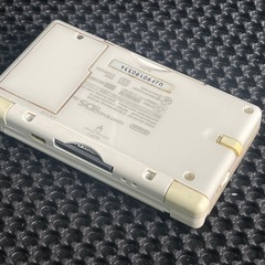【稼働品】Nintendo DS Lite ホワイト　クイズマジックアカデミーDS 〜二つの時空石付きの画像
