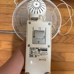 30cm壁掛け扇風機の画像