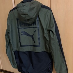 PUMA プーマ　ジャケット（レインコート）の画像