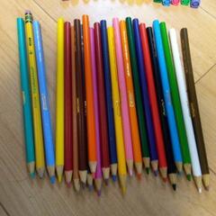 色鉛筆、色ペン、蛍光ペン全部まとめての画像