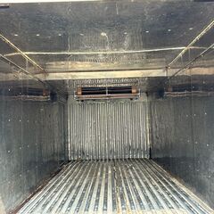 2.5坪、外寸長さ466cm 保冷コンテナ、内寸高さ165cm、横ドア、鍵付き●キャンプ場所.お庭.離れ.資材倉庫.農漁業.ベッドハウス●福岡発の画像