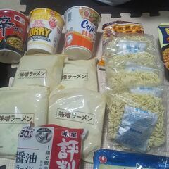 カップ麺、袋めん　乾麺の画像