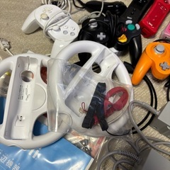 【最終価格】Wii本体2台他セット売りの画像