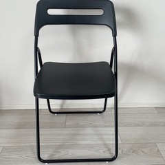 IKEAの折りたたみ椅子NISSE ブラック