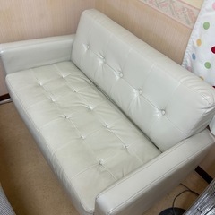 ソファの画像