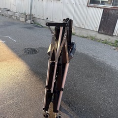 3段ワゴン車の画像