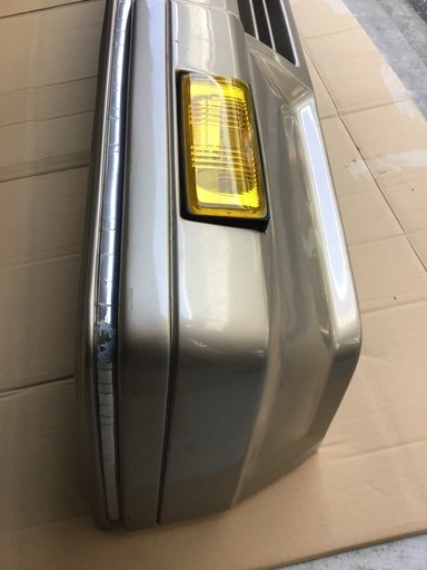 Y30バンパー