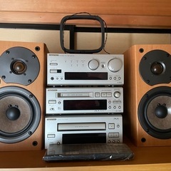 ONKYO コンポ　ラジオ&MD
  