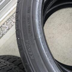 225/40r19　2本の画像