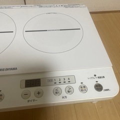 アイリスオーヤマ　クッキングヒーター　台座付きの画像