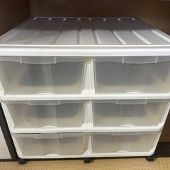 衣装ケースの画像