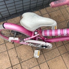 16インチ　キッズ　子供　自転車　女の子　ピンクの画像