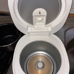 炊飯器の画像