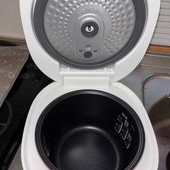 炊飯器の画像