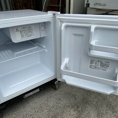 【動作保証あり】Abitelax アビテラックス 2021年 AR-45KS-W 45L 1ドア 直冷式 冷蔵庫【管理KRR754】の画像