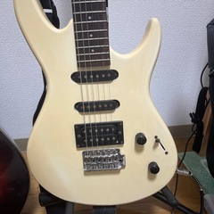 アコギとエレキギターのセットの画像