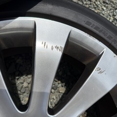 最終値引きです　スバル純正18インチ　アルミホイールタイヤセット　215/45r18 pcd100 5h  7jの画像