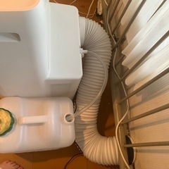 ポータブルエアコン　簡単取り付けアイリスオーヤマ
の画像