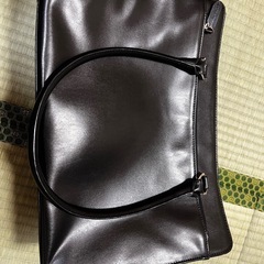 洋服の青山　就職　ビジネスバックの画像