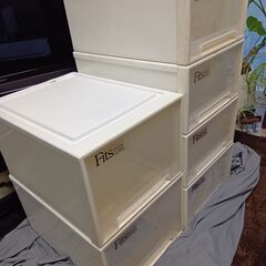 Fitsのオシャレな衣装ケース6個セット（大2、小4）の画像