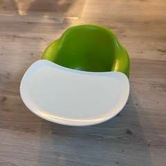 バンボ　テーブルつきの画像
