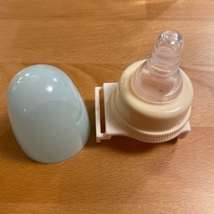 取引中 　値下げました！アイクレオ 液体ミルク ９本　アタッチメント付きの画像