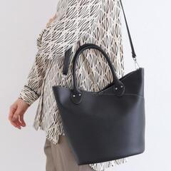 INDIVI×ミッキーマウス コラボ商品 トートバッグの画像