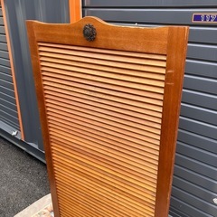 木製　間仕切り　パーテーションの画像