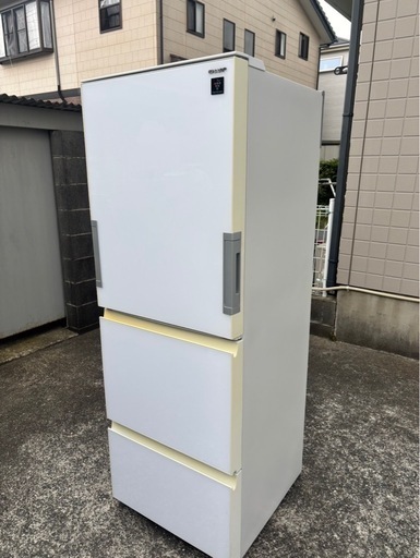 kumi様‼️7/30‼️SHARP 350ℓ‼️ 2017年製 ファミリー用‼️ 美品‼️ お値下げ価格‼️ SJ-GW35C-W
