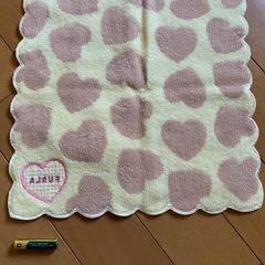FURLA　ハンドタオルの画像