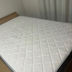 セミダブルベッドの画像