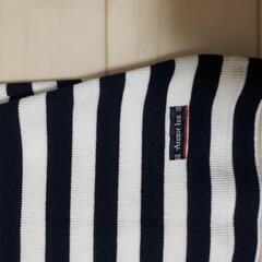 フランスで購入　未使用品　Tシャツの画像
