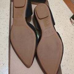 ステファニエ　新品未着用シューズの画像