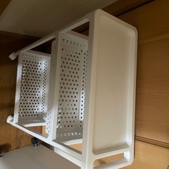 スキマ収納ラックの画像