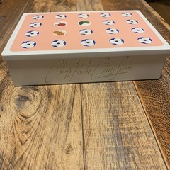 クッキーの缶の画像