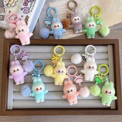 【新品未使用】【送料込】ラブブぬいぐるみキーホルダー色 選択 自由の画像