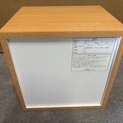 00022ガラス収納の画像