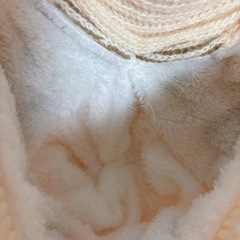 マフラー付きニット帽の画像