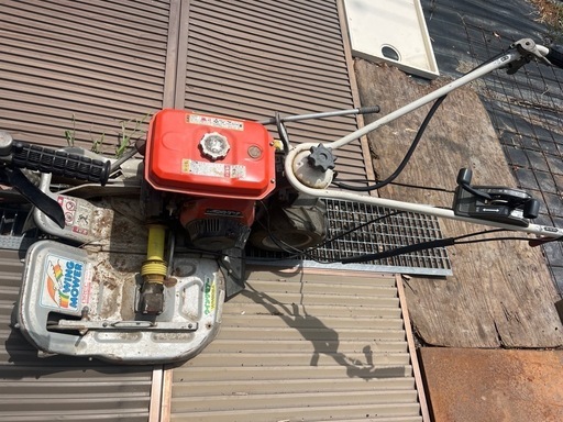 草刈り機